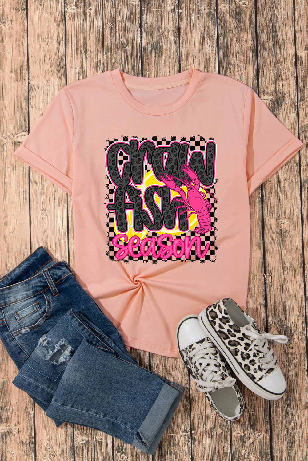Pink Crawfish Season Graphic Casual Tee - loveforevers