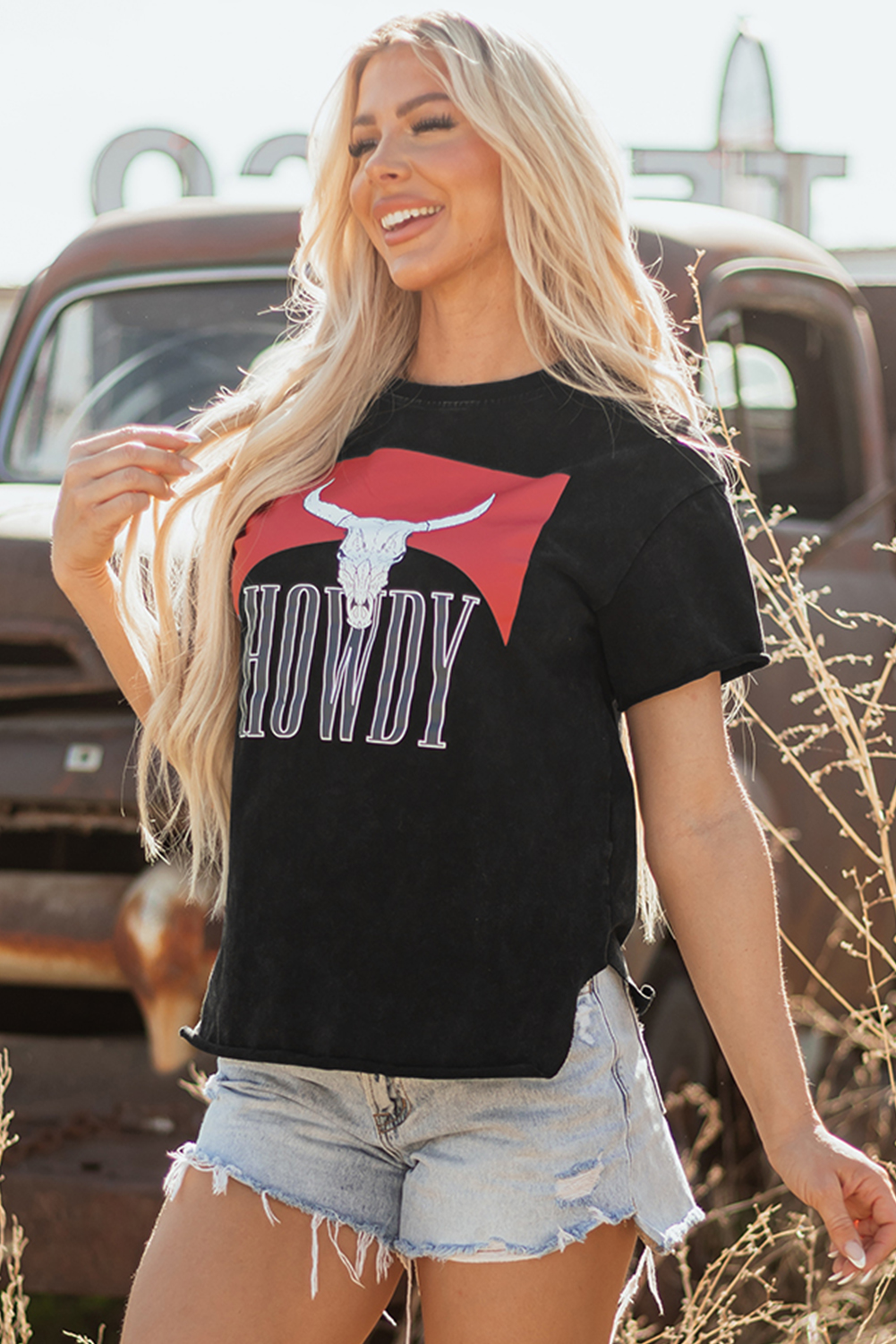 Black Western HOWDY Steer Head Print Side Slits Loose Fit T Shirt - loveforevers