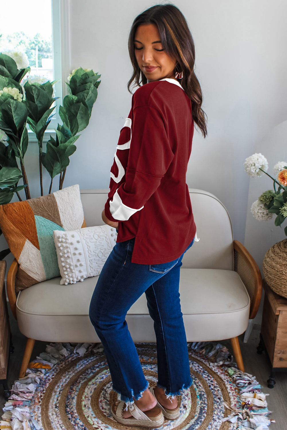 Red Dahlia Cheerful Daisy Flower Patched Round Neck Long Sleeve Top - loveforevers