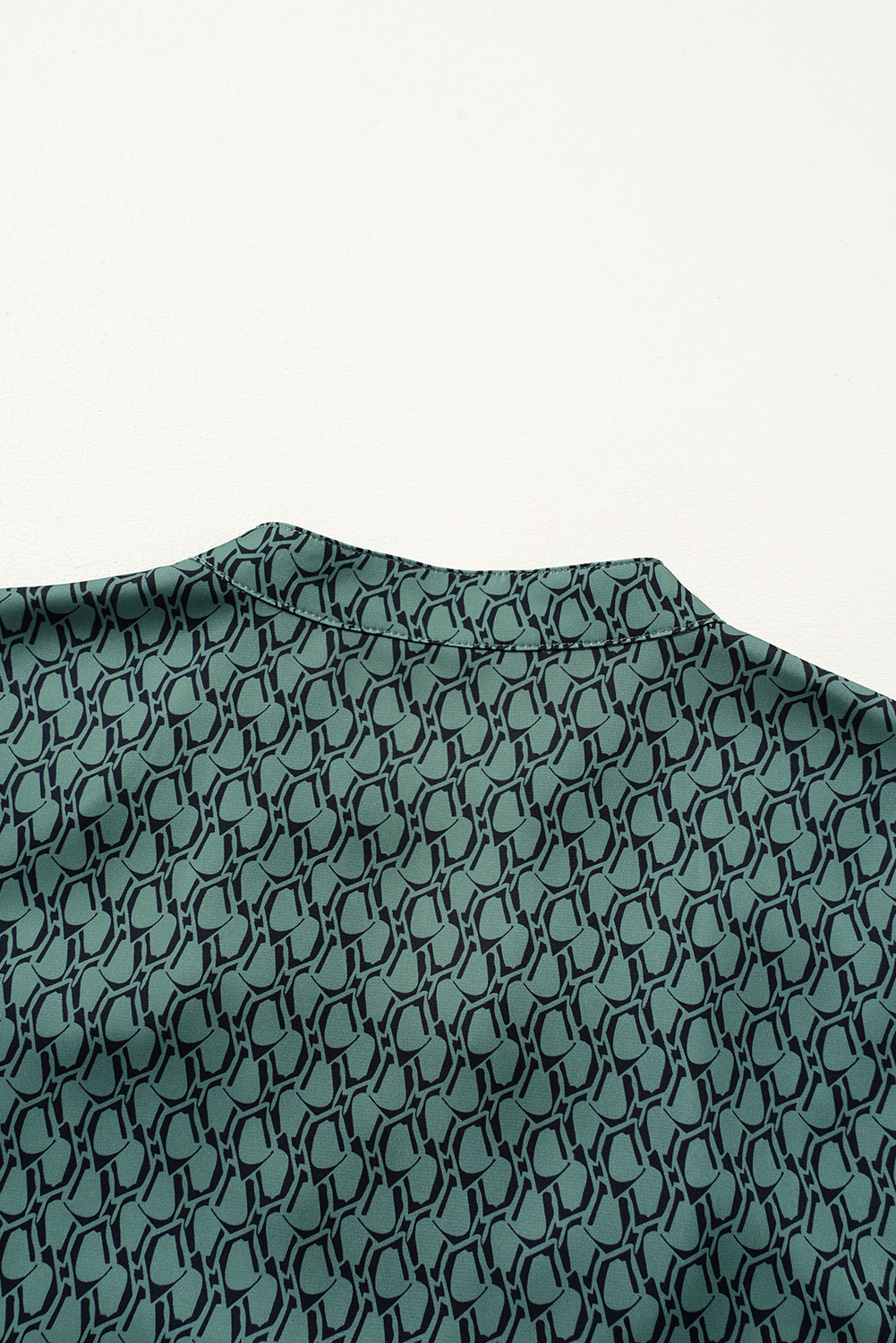 Green Geometric Print Notched Neck Puff Sleeve Blouse - loveforevers