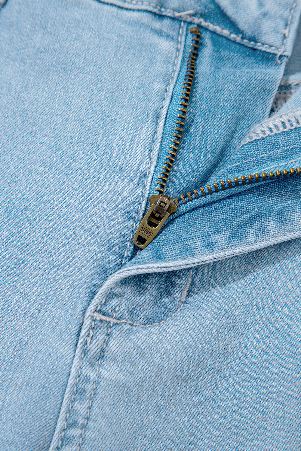 Beau Blue High Rise Barrel Relaxed Patch Pocket Jeans - loveforevers