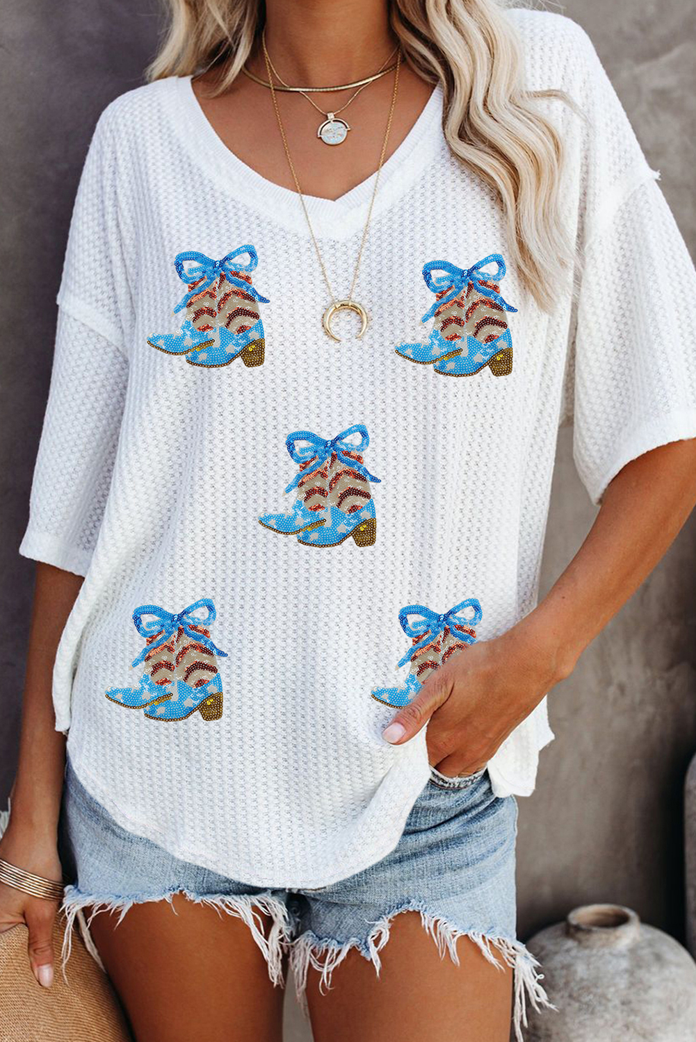 White Patriotic Bow Boots Patched Breathable Texture V Neck Loose Tee - loveforevers