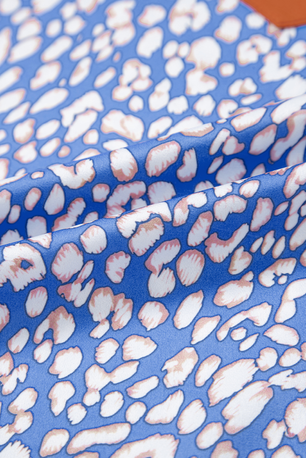 Ashleigh Blue Leopard Print Spot Contrast V Neck Half Puff Sleeve Shirt - loveforevers