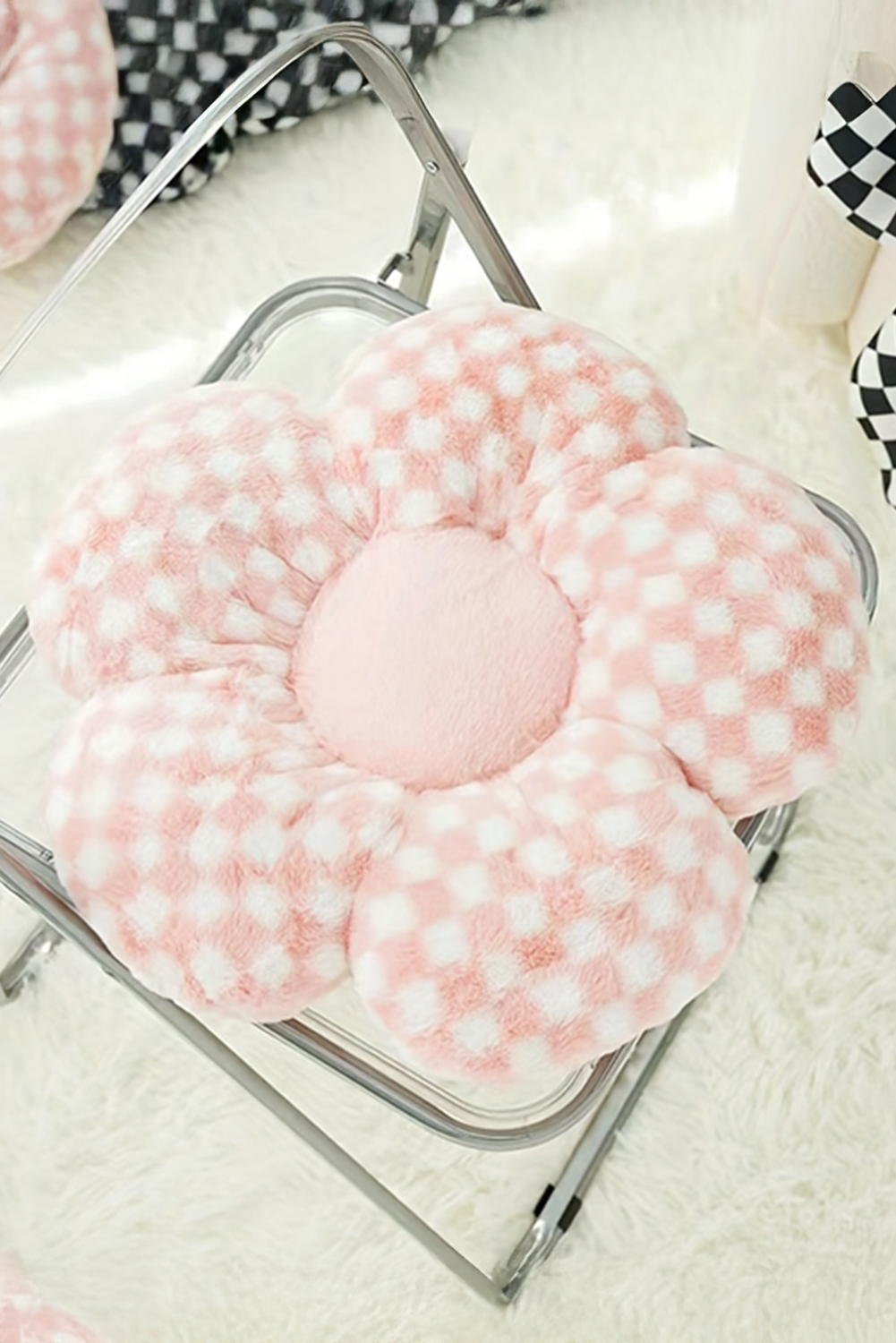 Pink Checkered Flower Shape Soft Sofa Cushion - loveforevers