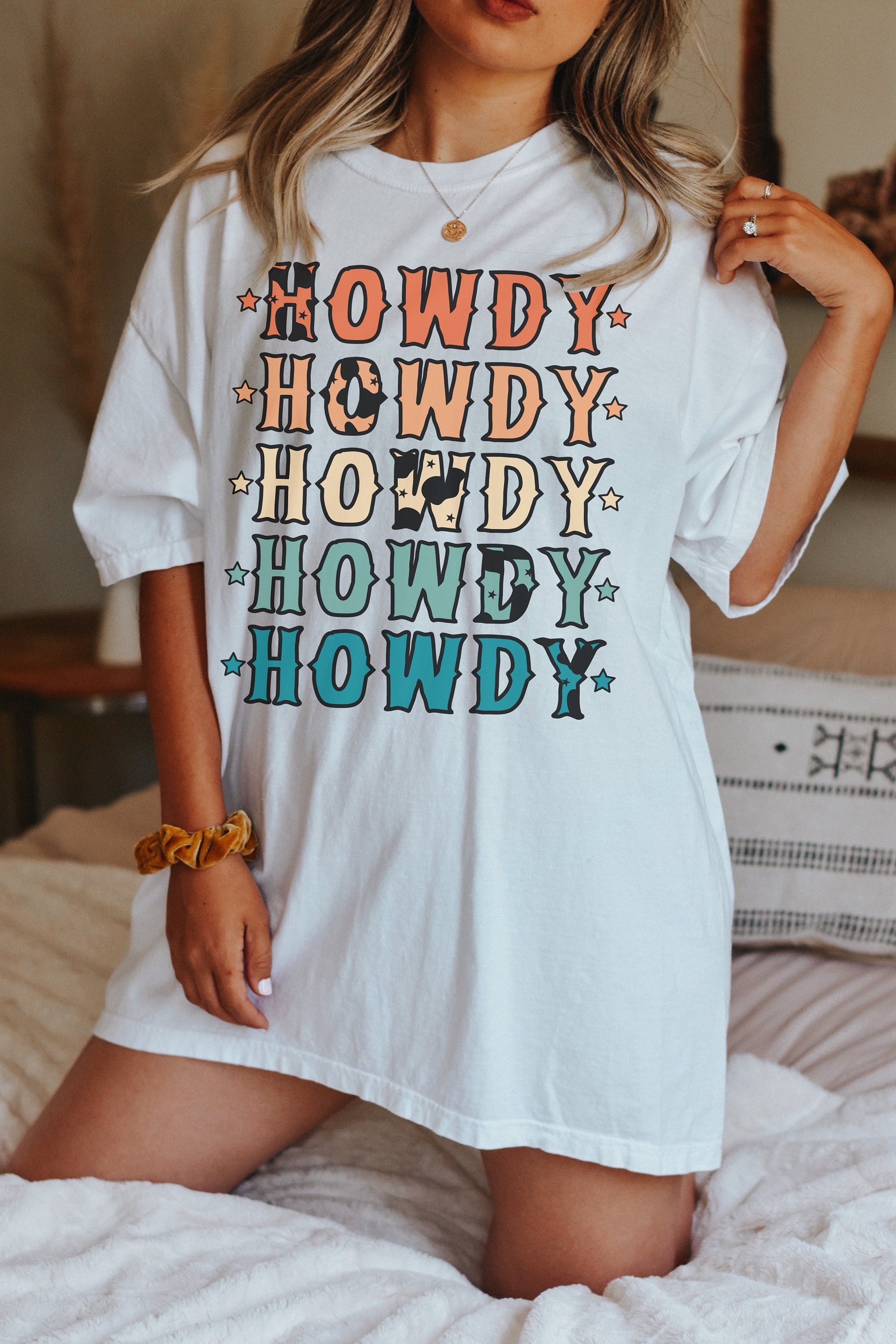 White HOWDY Stars Print Crew Neck Loose Fit T Shirt - loveforevers