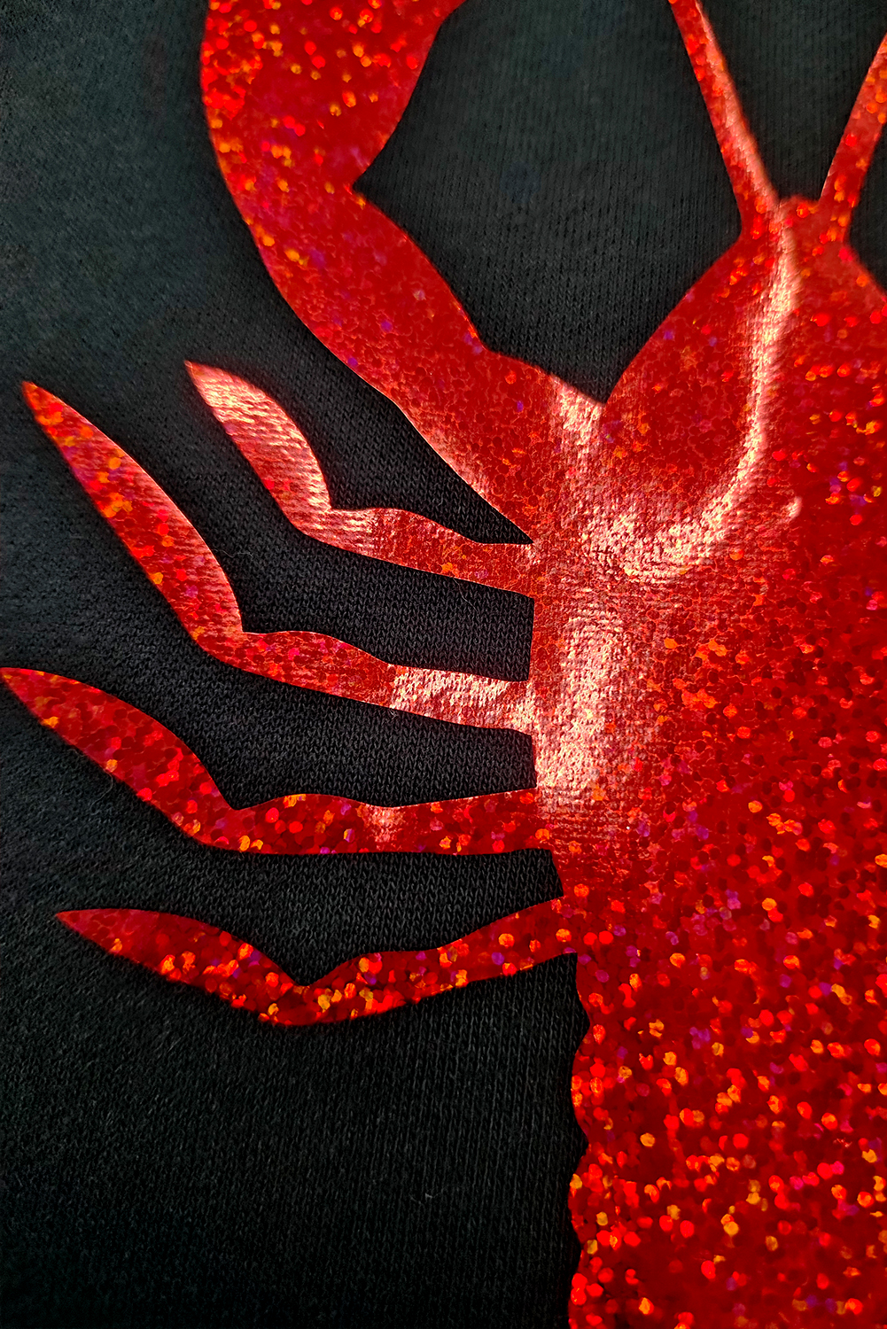 Black Shimmering Crawfish Graphic Tee - loveforevers