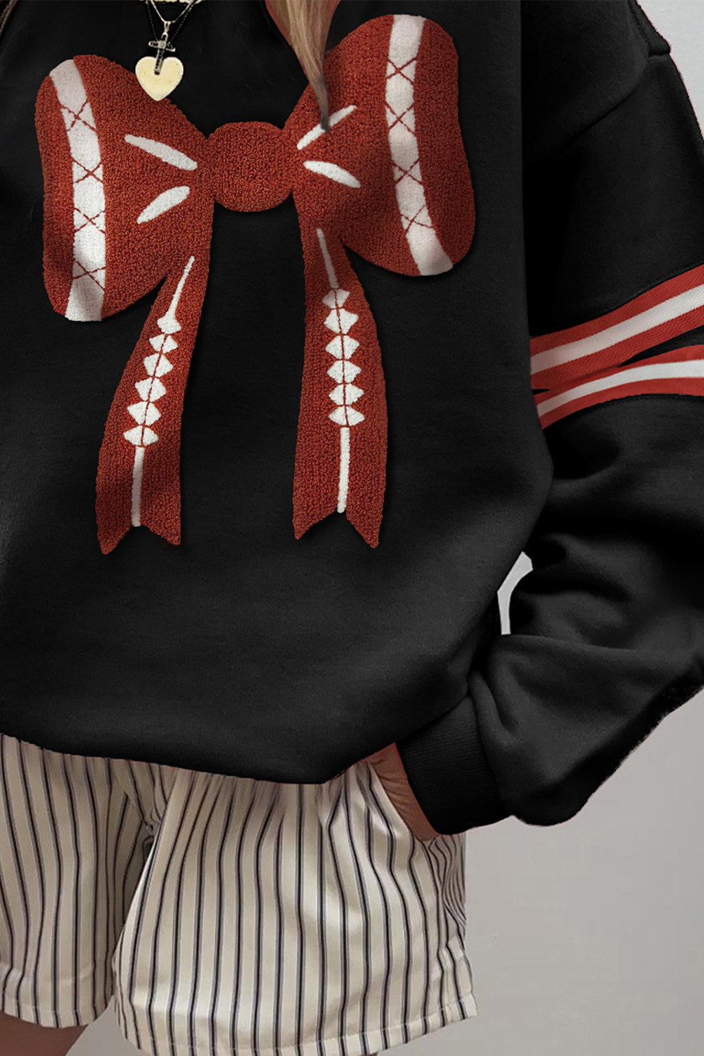 Black Varsity Baseball Bow Graphic Striped Sleeve Baggy Sweatshirt - loveforevers