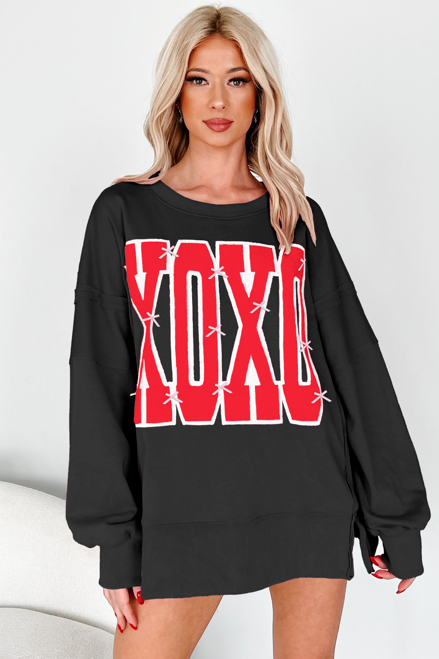 White Bow Sequin XOXO Letter Graphic Exposed Seam Baggy Sweatshirt - loveforevers