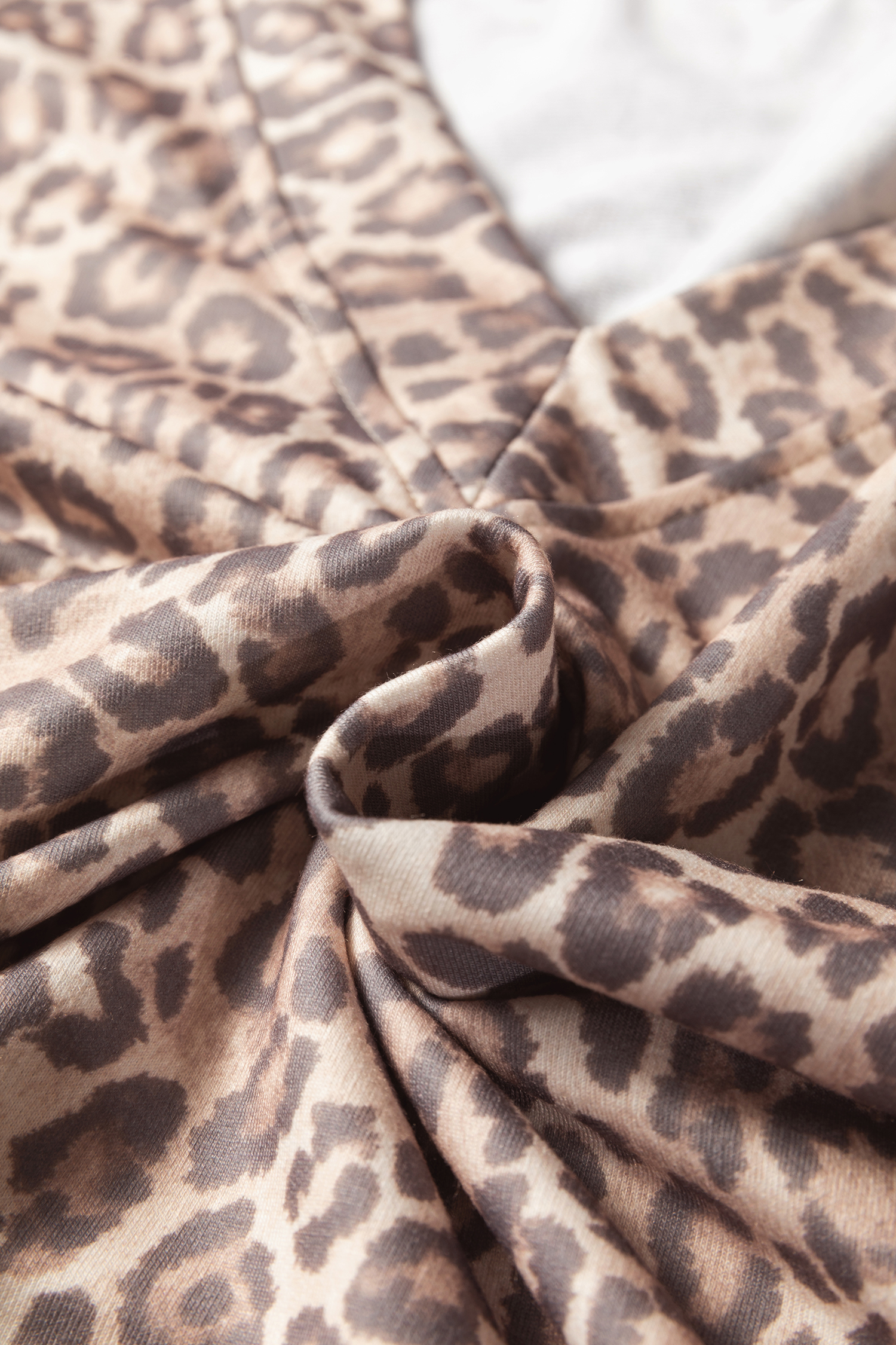 Light French Beige Leopard Print V Neck Pullover Mini Skirt 2pcs Set - loveforevers