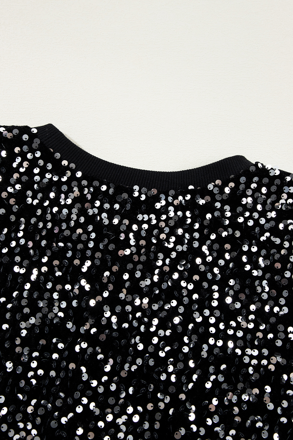 Black Sequined Long Sleeve Crew Neck Cropped Blouse - loveforevers