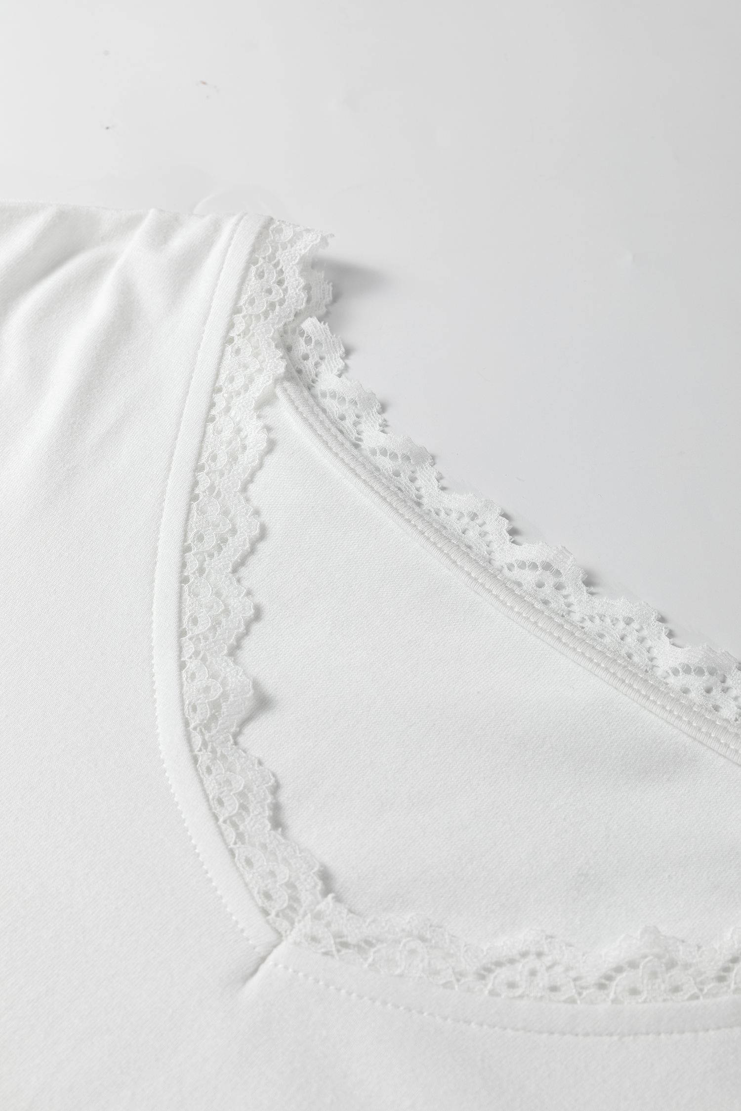 White Lace Trim V Neck Cuffed Long Sleeve Loose Top - loveforevers