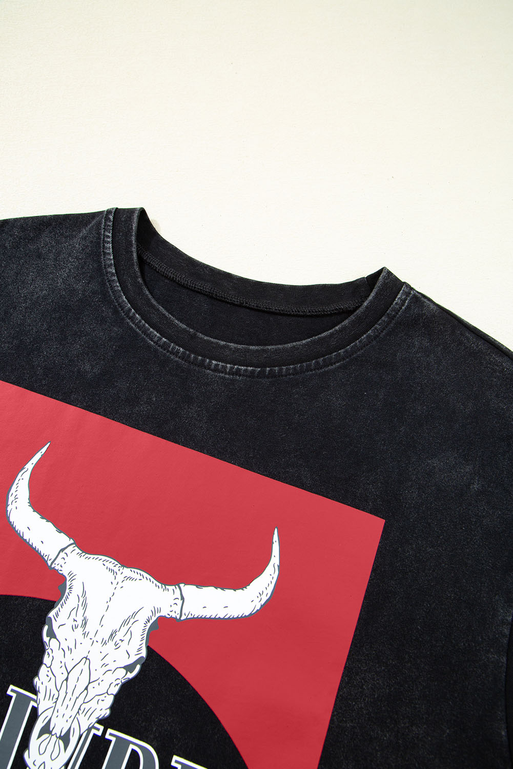 Black Western HOWDY Steer Head Print Side Slits Loose Fit T Shirt - loveforevers