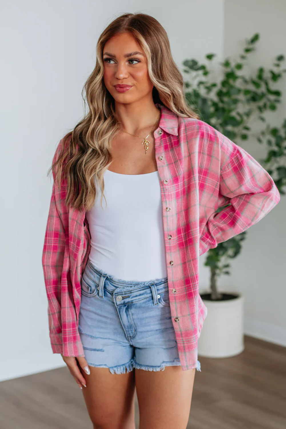 Sachet Pink Plaid Print Rounded Hem Long Sleeve Shirt with Pockets - loveforevers