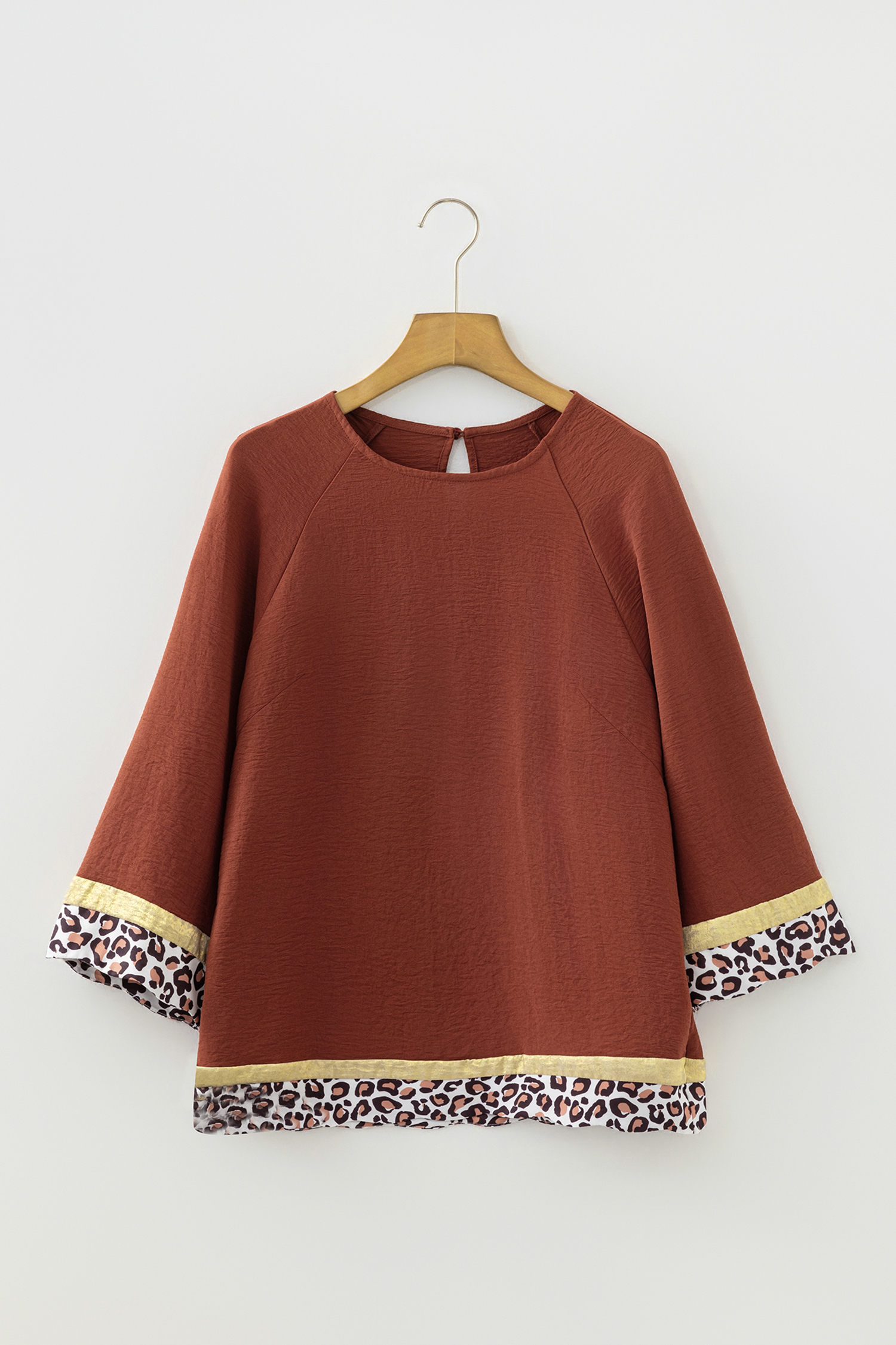 Clay Leopard Detail Loose Bracelet Sleeve Top - loveforevers