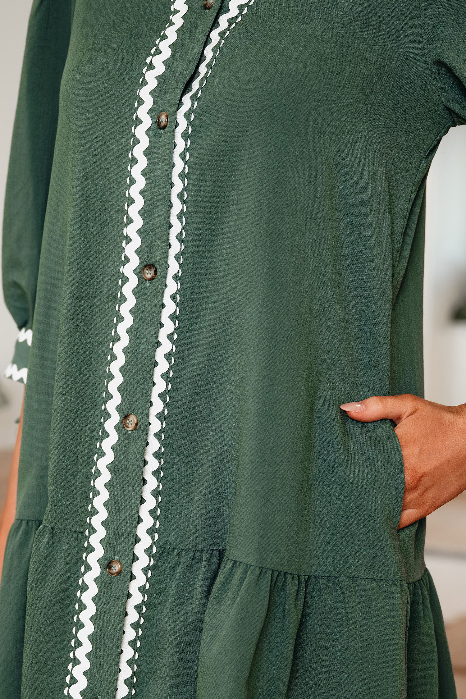 Canton Contrast Ricrac Trim Button V Neck Knotted Bracelet Sleeve Shift Dress - loveforevers