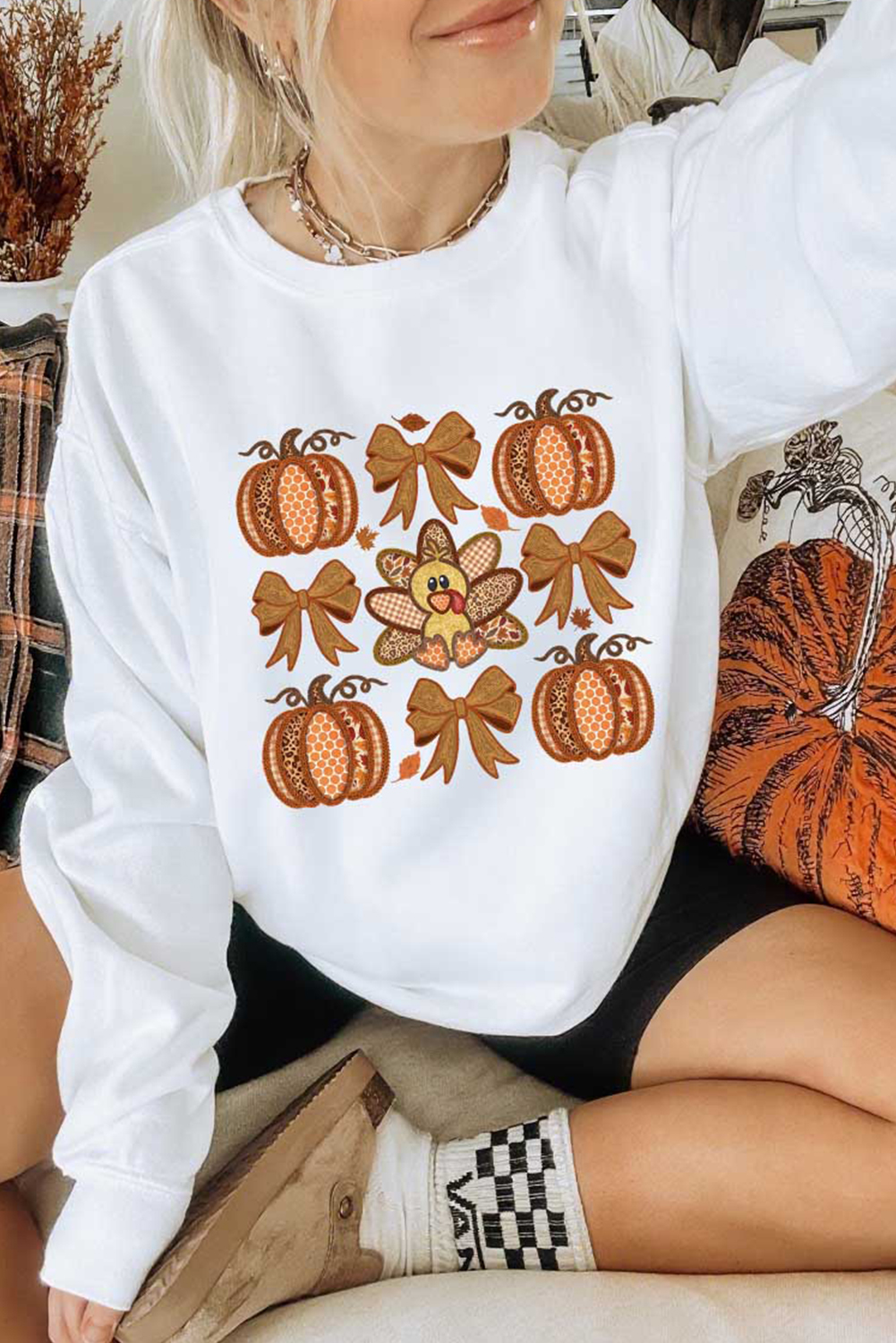 White Cute Turkey Fall Pumpkin Bow Print Drop Shoulder Sweatshirt - loveforevers