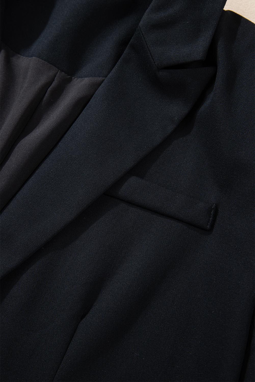 Black Lapel Flap Pocket Buttoned Blazer - loveforevers