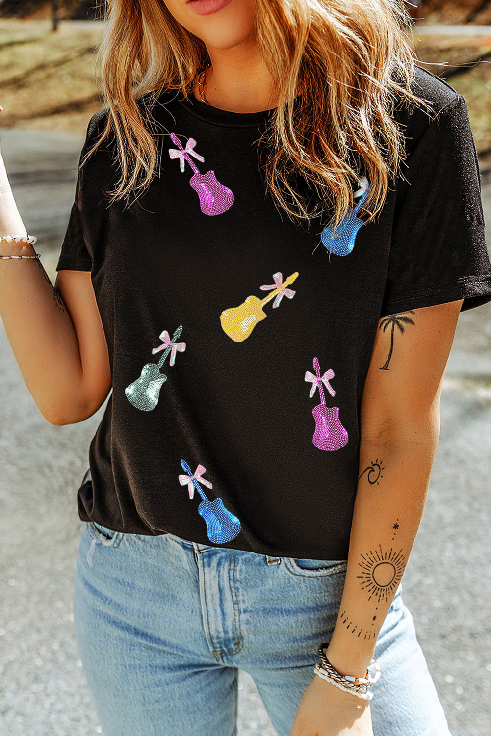 Black Sequined Bow Guitar Country Music Festival Casual Tee - loveforevers