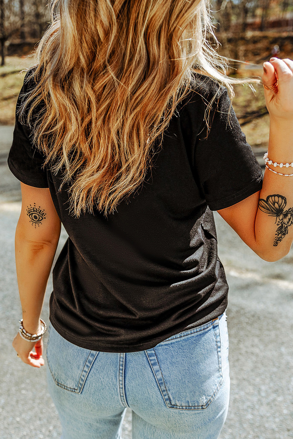 Black Shimmering Sequin Bow Ball Patterned Game Day Casual Tee - loveforevers