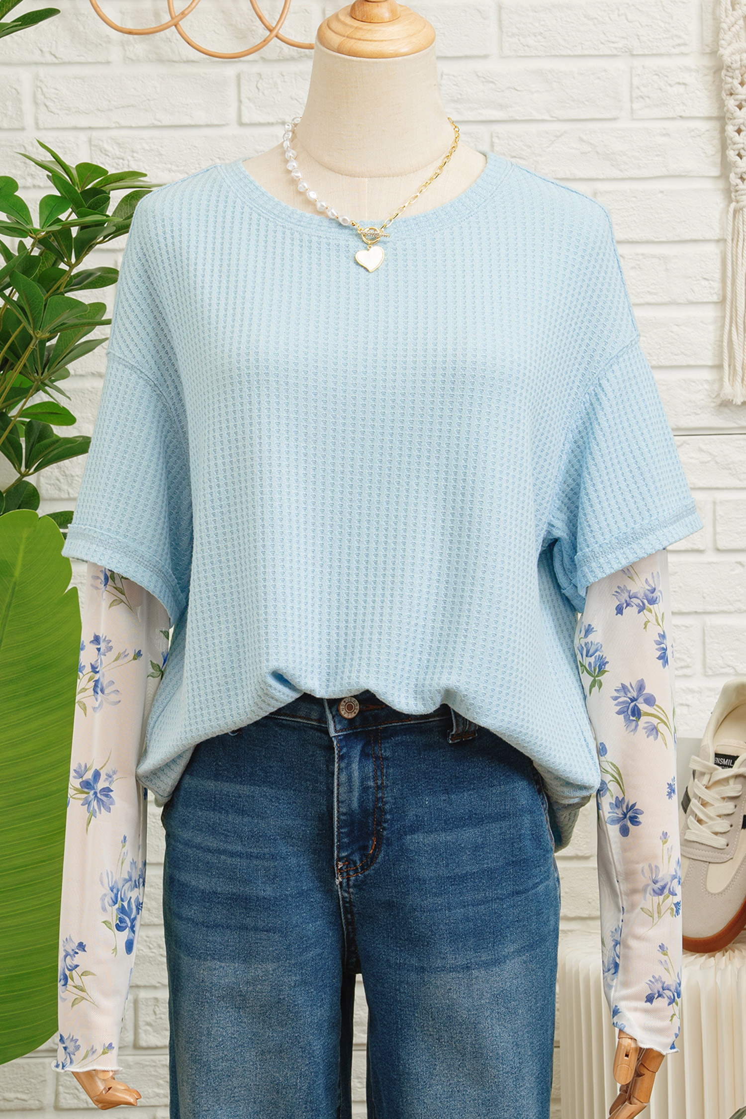 Beau Blue Floral Lace Sleeve Patchwork Waffle Fake Two-piece Top - loveforevers