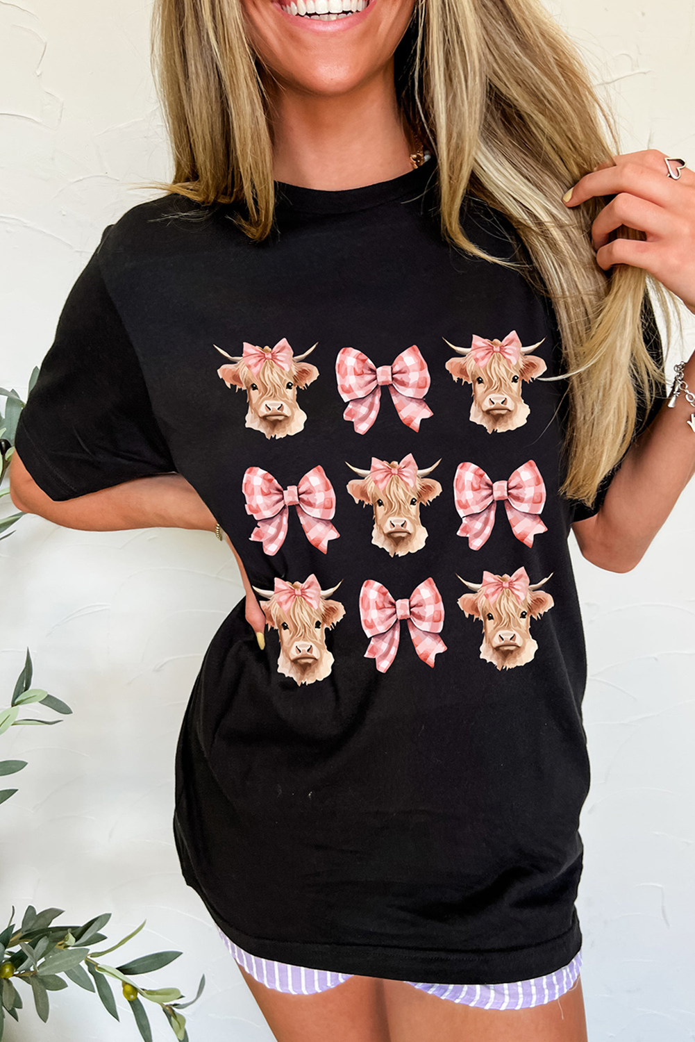 Black Cow with Bow Graphic Crewneck Western Tee - loveforevers