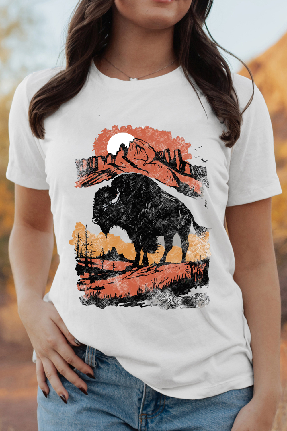 White Western Buffalo On Plains Graphic Crew Neck Tee - loveforevers