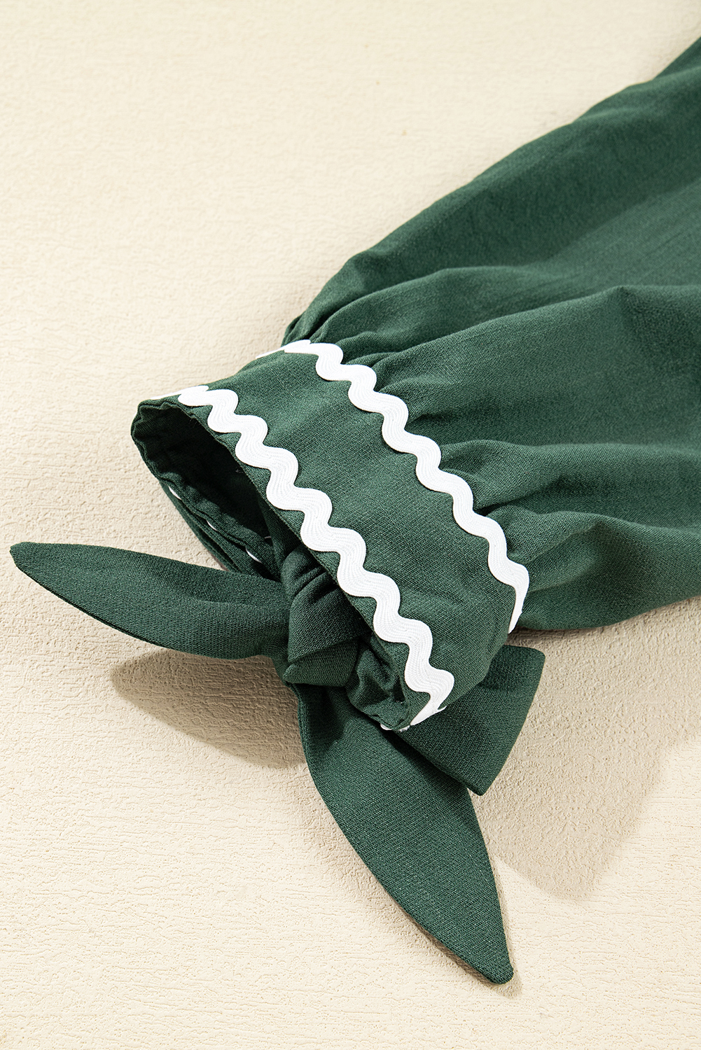 Canton Contrast Ricrac Trim Button V Neck Knotted Bracelet Sleeve Shift Dress - loveforevers