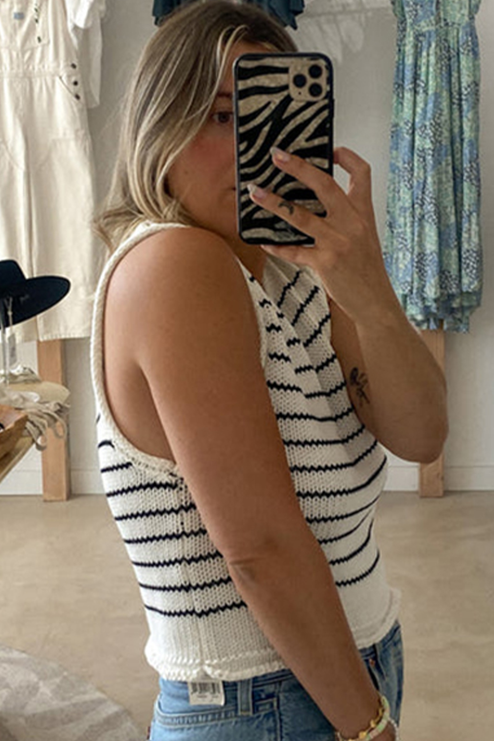 Black Stripe Raw Edge Crew Neck Knitted Vest - loveforevers
