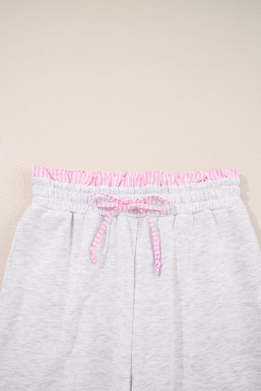 Light Grey 2pcs Contrasted Trim Frilled Collar Drop Shoulder Pullover Drawstring Pant Set - loveforevers