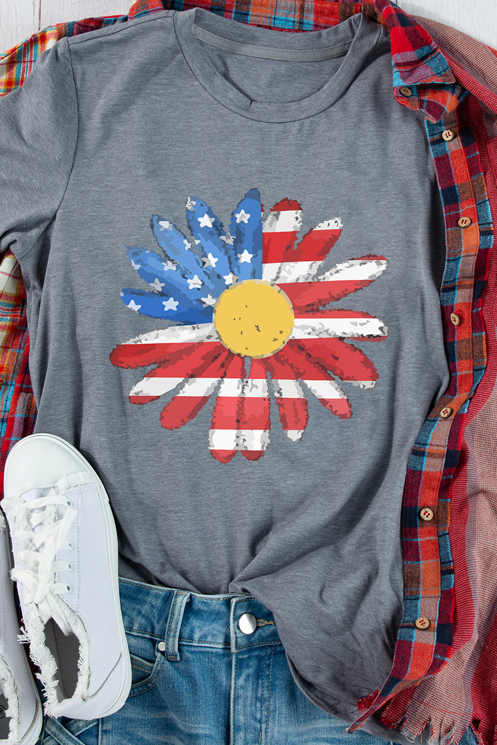 Gray Flag Pattern Sunflower Graphic Crew Neck Tee - loveforevers
