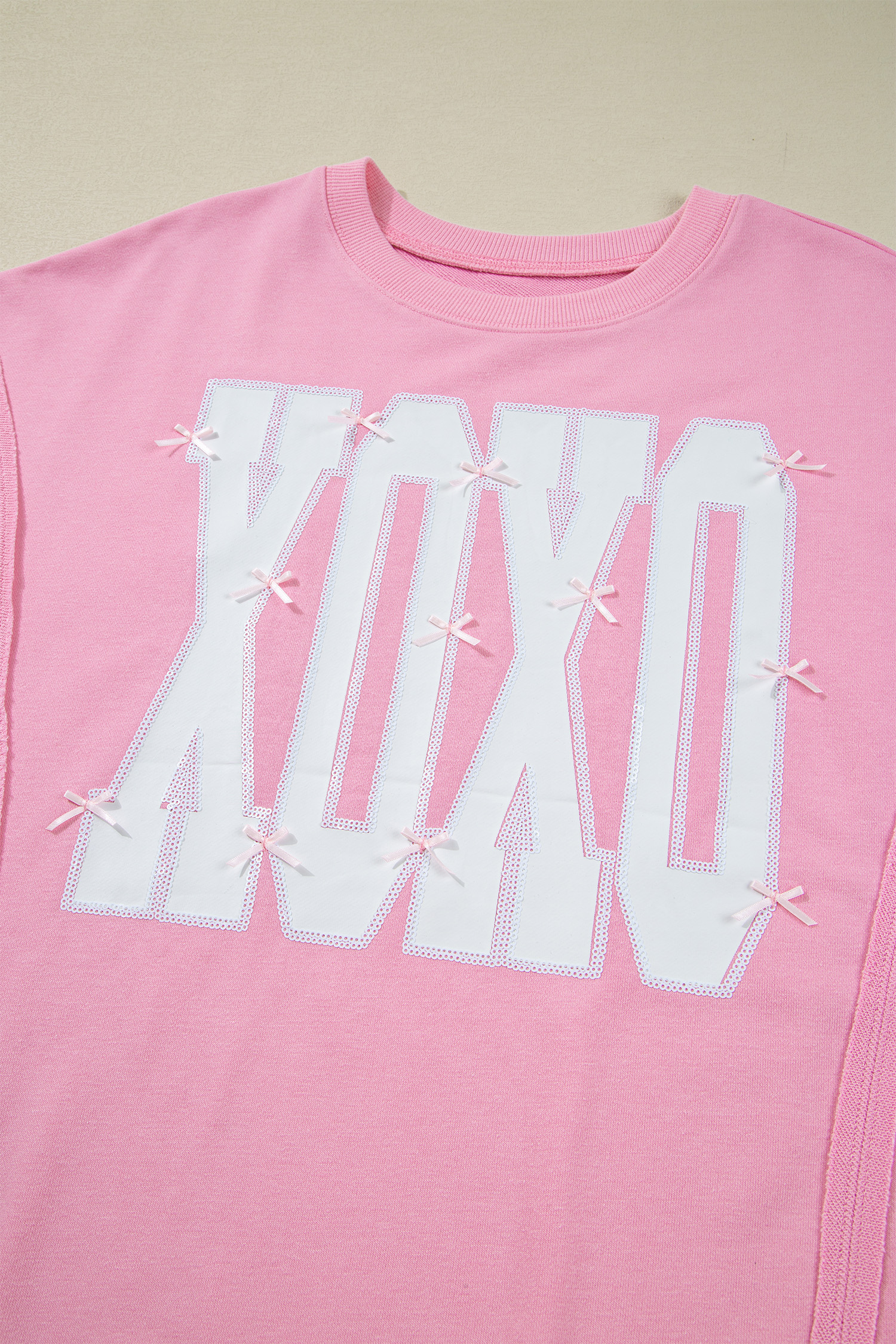 White Bow Sequin XOXO Letter Graphic Exposed Seam Baggy Sweatshirt - loveforevers