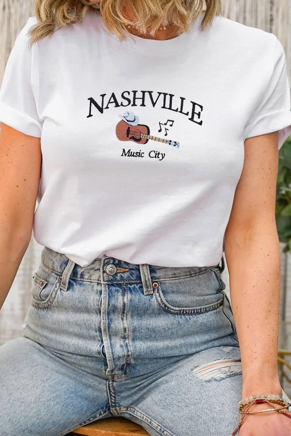 White Guitar NASHVILLE Music City Print Crewneck Tee - loveforevers