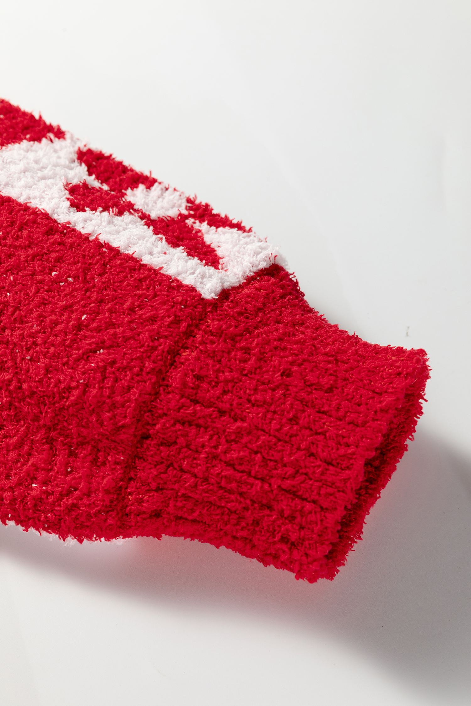 Fiery Red V Neck Flower Heart Detail Checkered Knit Loose Sweater - loveforevers