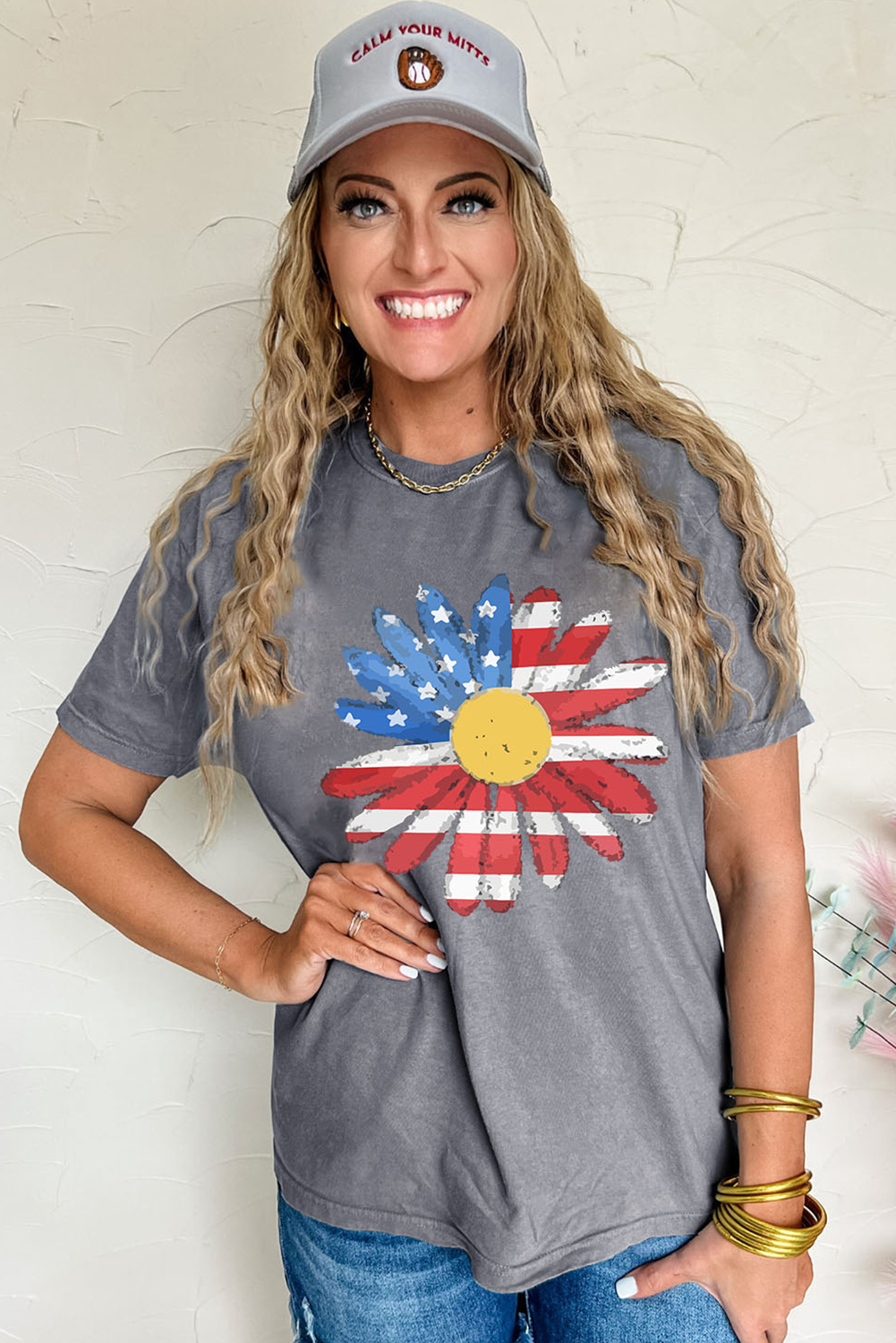 Gray Flag Pattern Sunflower Graphic Crew Neck Tee - loveforevers