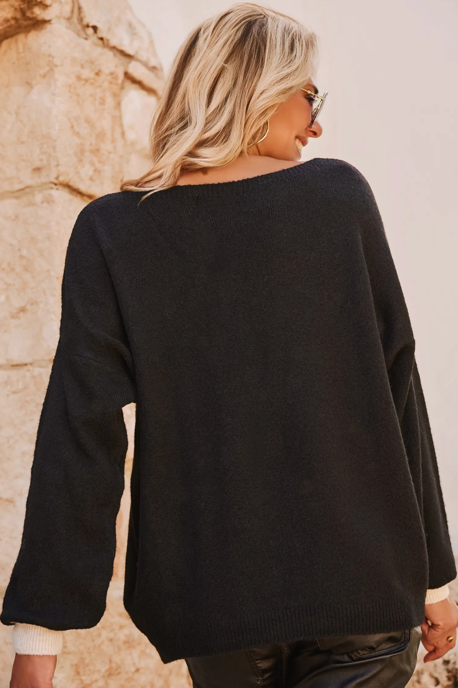 Black Heart Detail Contrast Cuffs Baggy Sweater - loveforevers