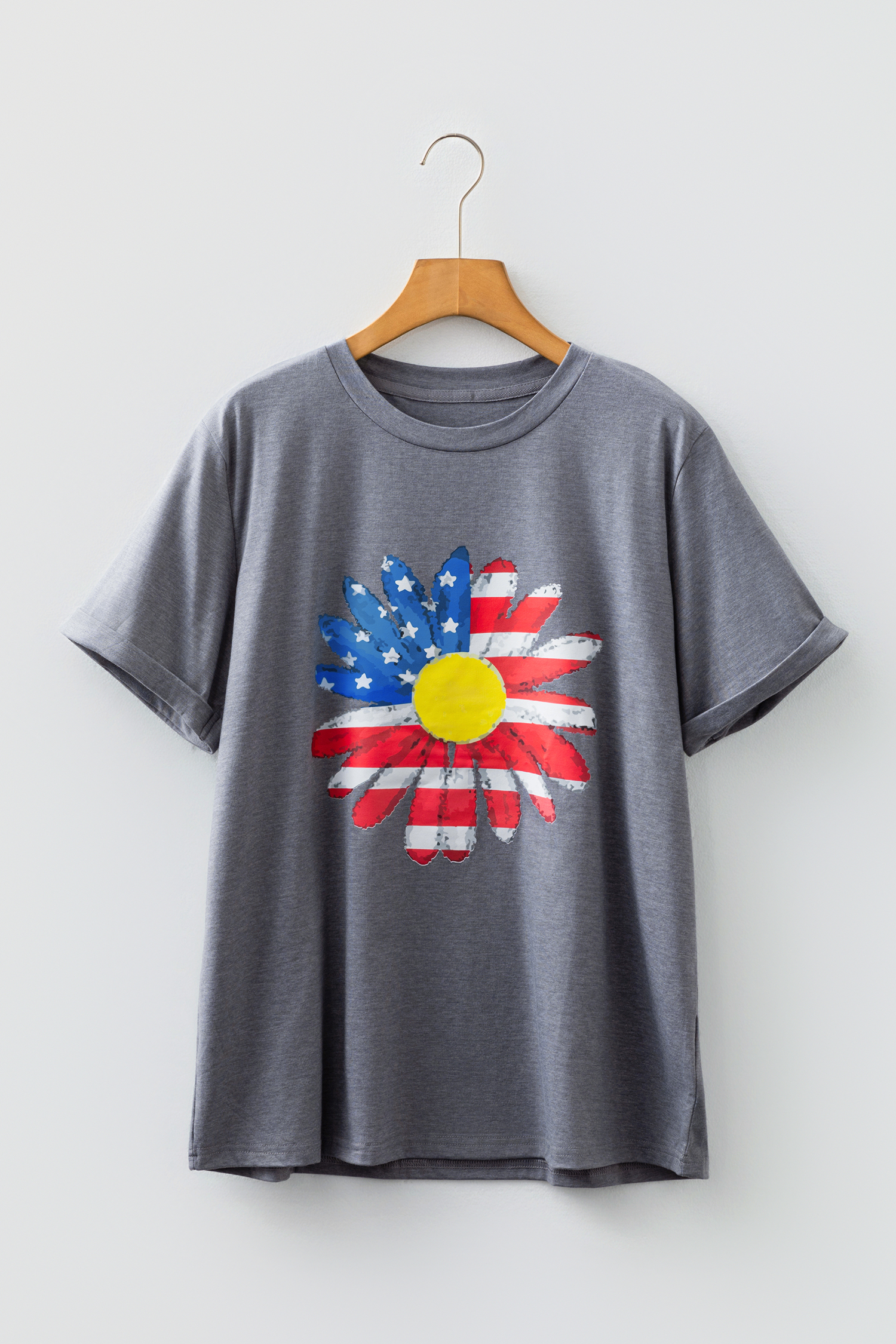 Gray Flag Pattern Sunflower Graphic Crew Neck Tee - loveforevers