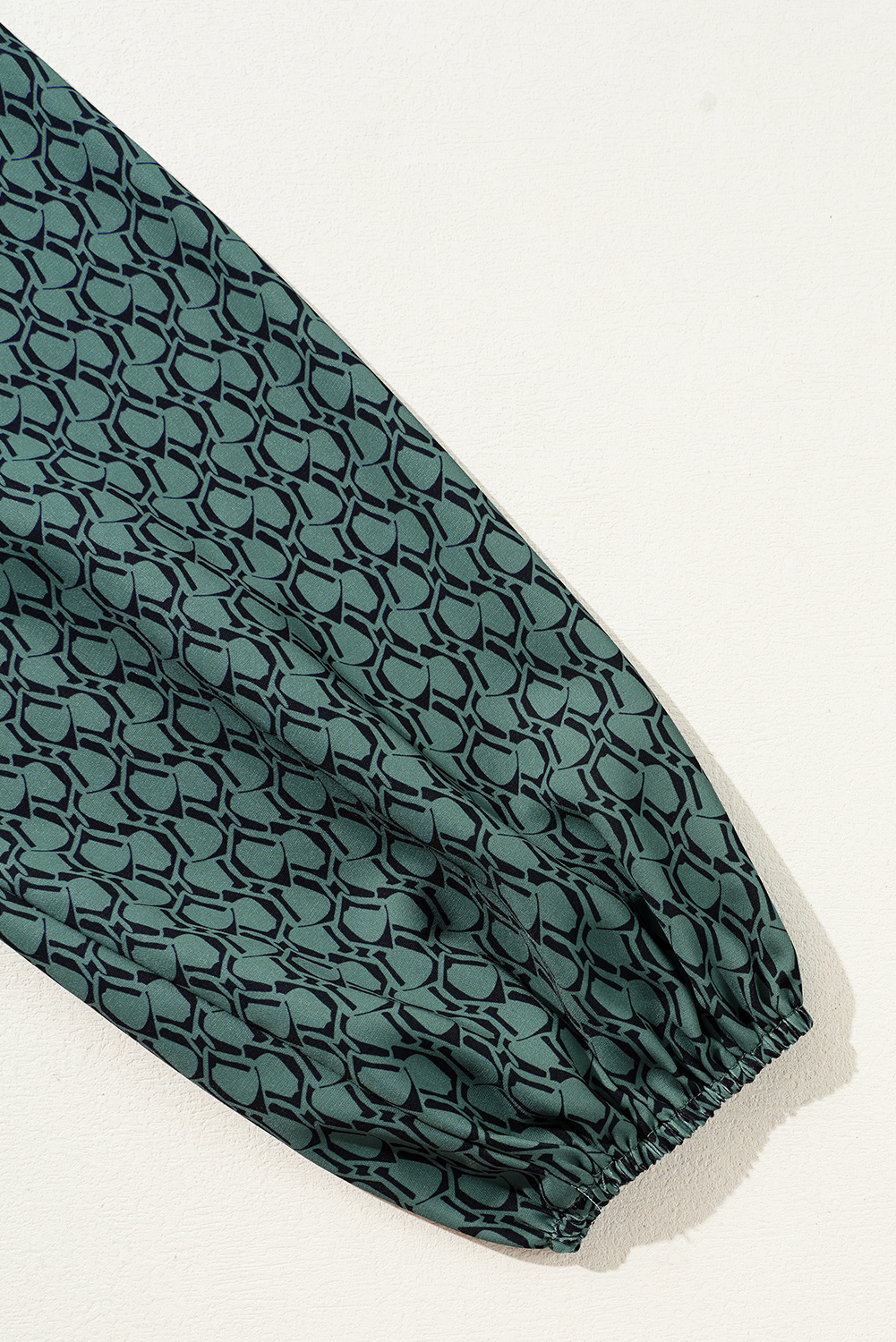 Green Geometric Print Notched Neck Puff Sleeve Blouse - loveforevers