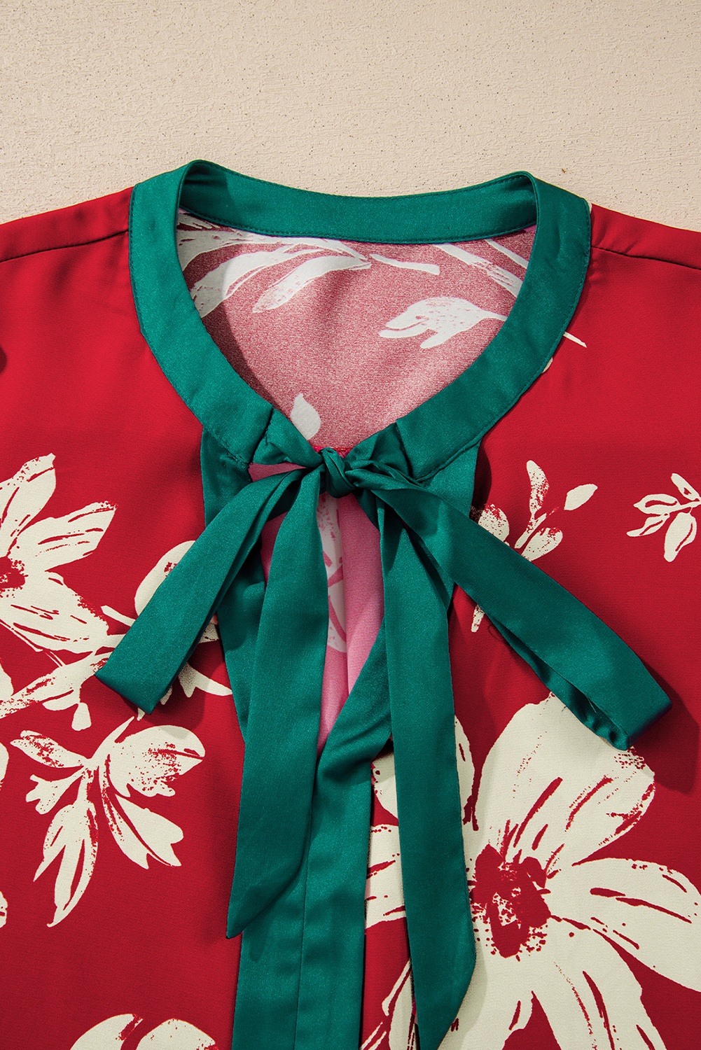 Red Contrast Tied Neck Shirred Puff Sleeve Flower Blouse - loveforevers