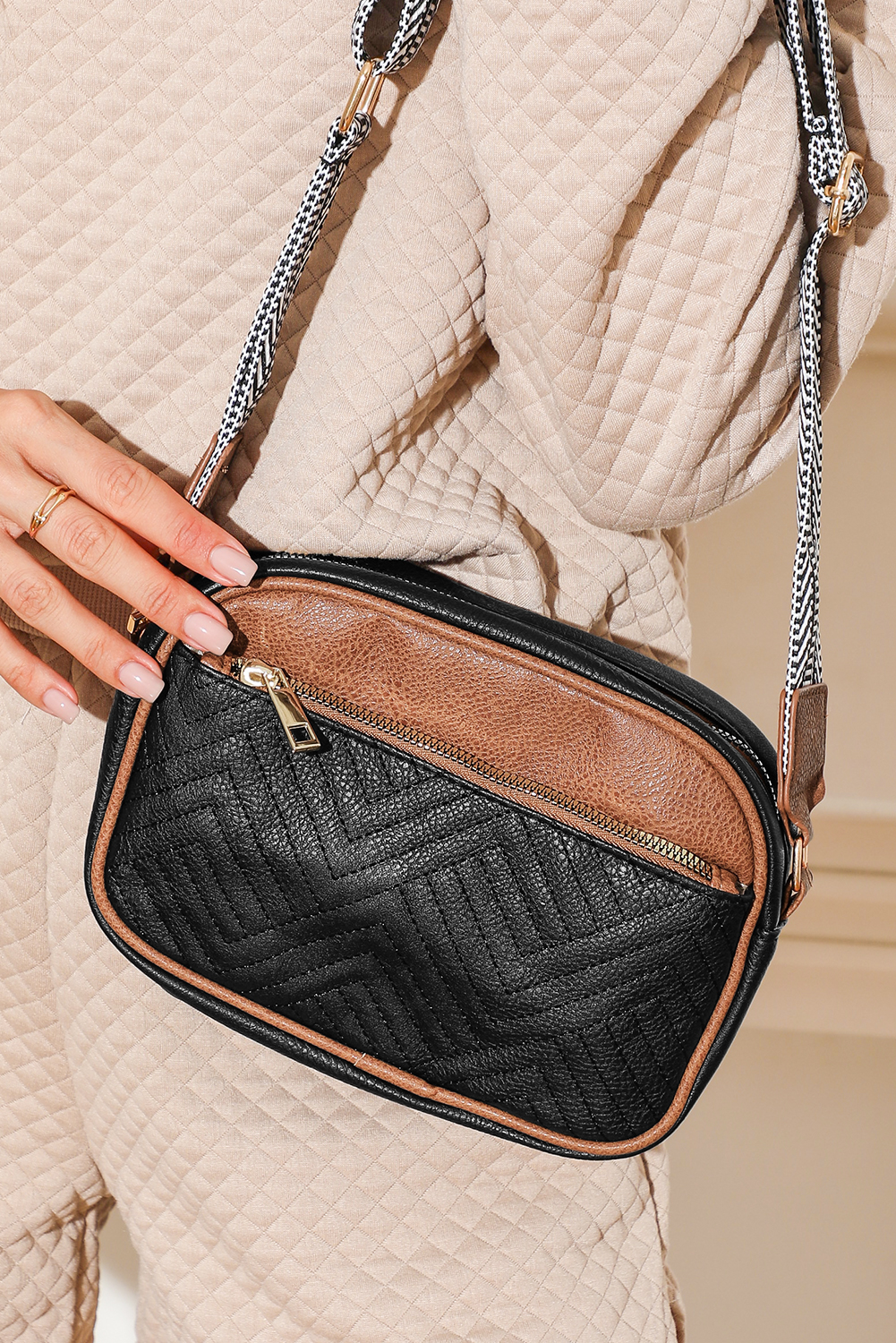 Black Quilted Faux Leather Crossbody Bag 22*6*16cm - loveforevers